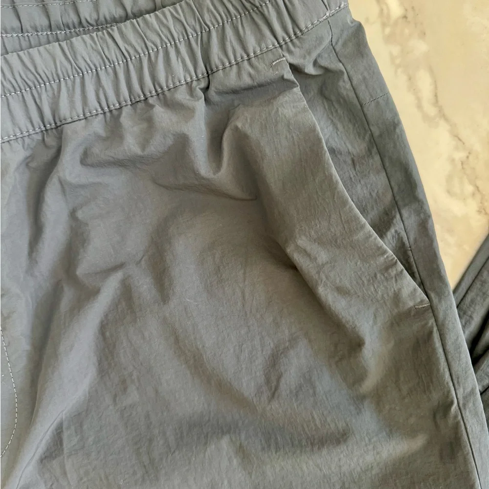 NWT - Banana Republic Men's Joggers - Discontinued!